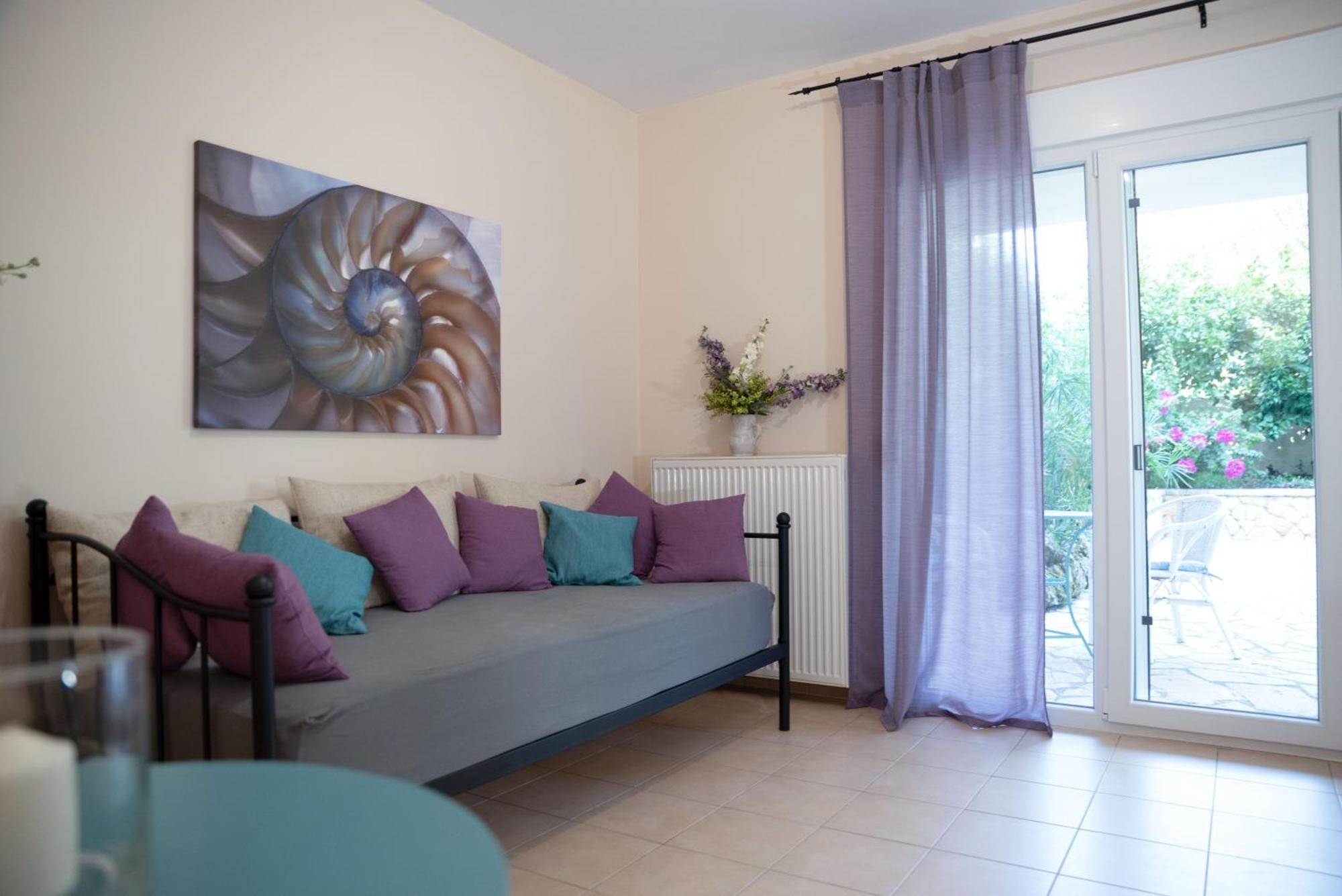Solari Hill Maisonette Two Private Parking Alepou Exteriér fotografie