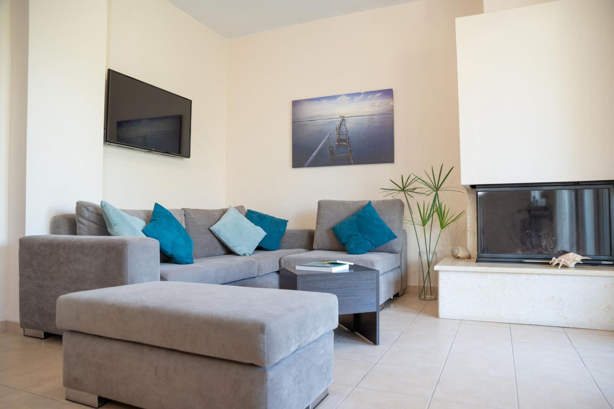 Solari Hill Maisonette Two Private Parking Alepou Exteriér fotografie