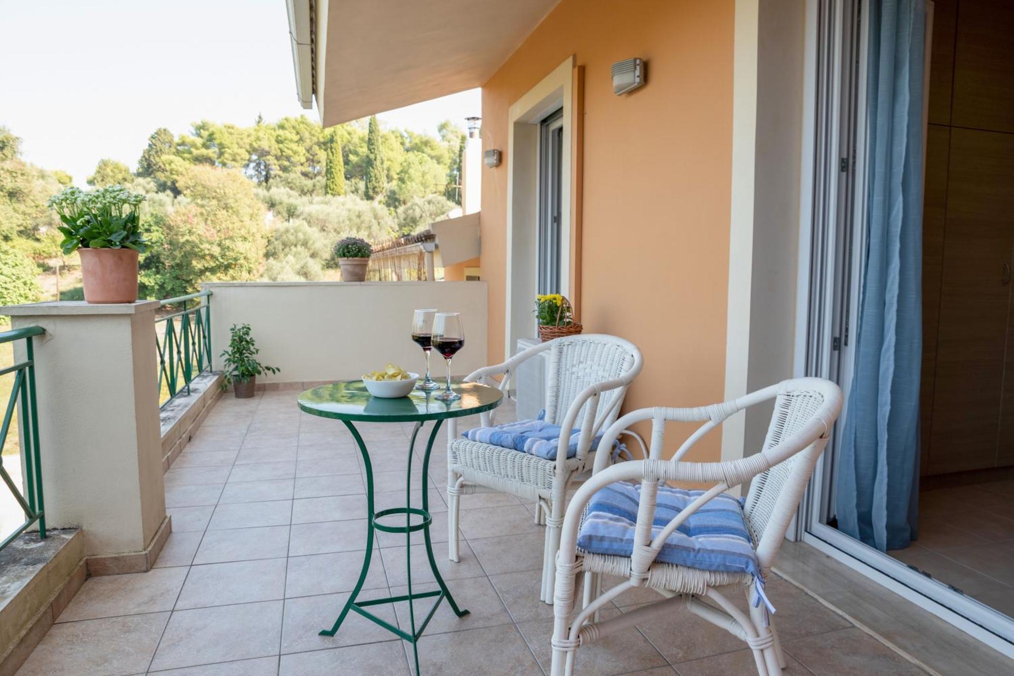 Solari Hill Maisonette Two Private Parking Alepou Exteriér fotografie