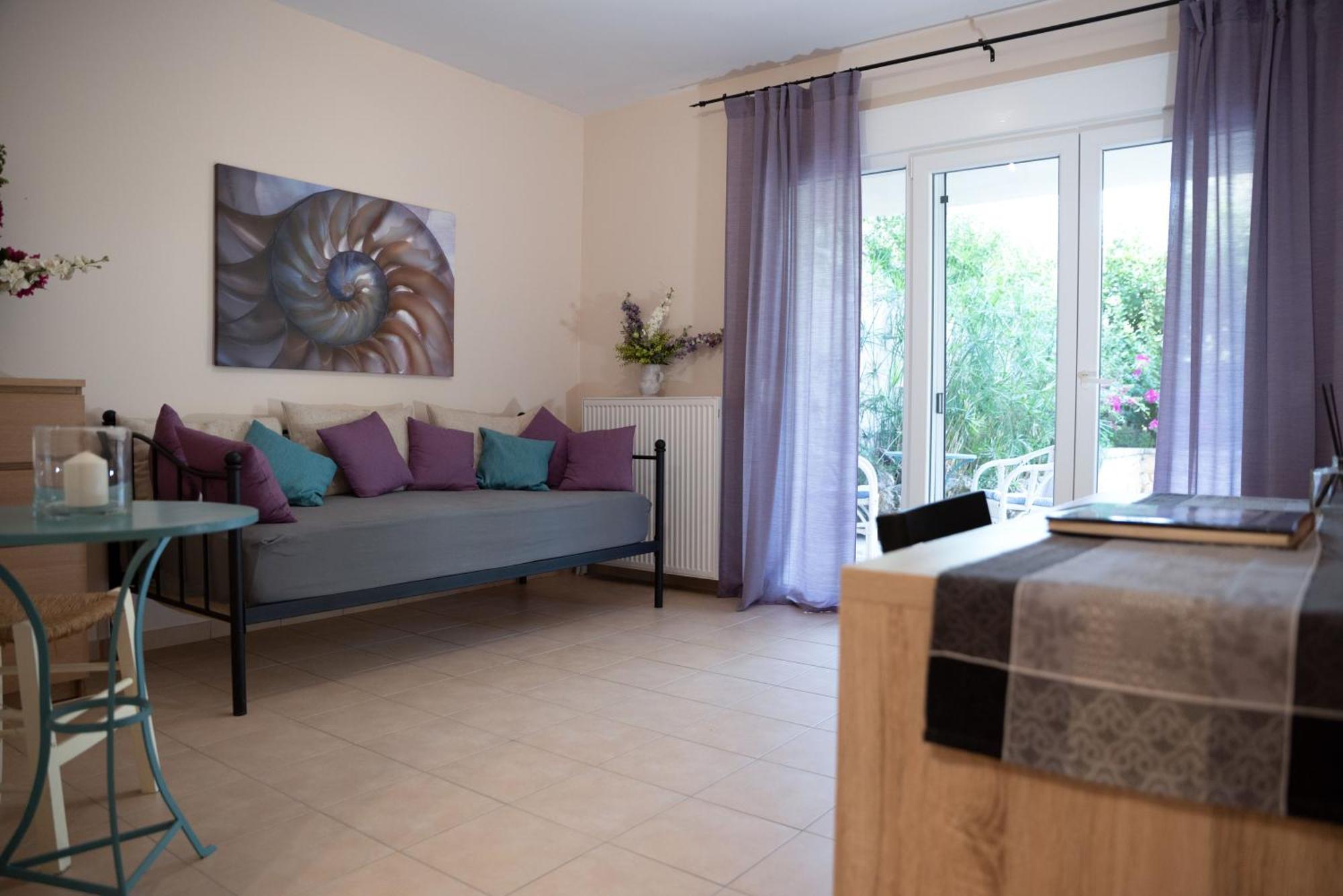 Solari Hill Maisonette Two Private Parking Alepou Exteriér fotografie